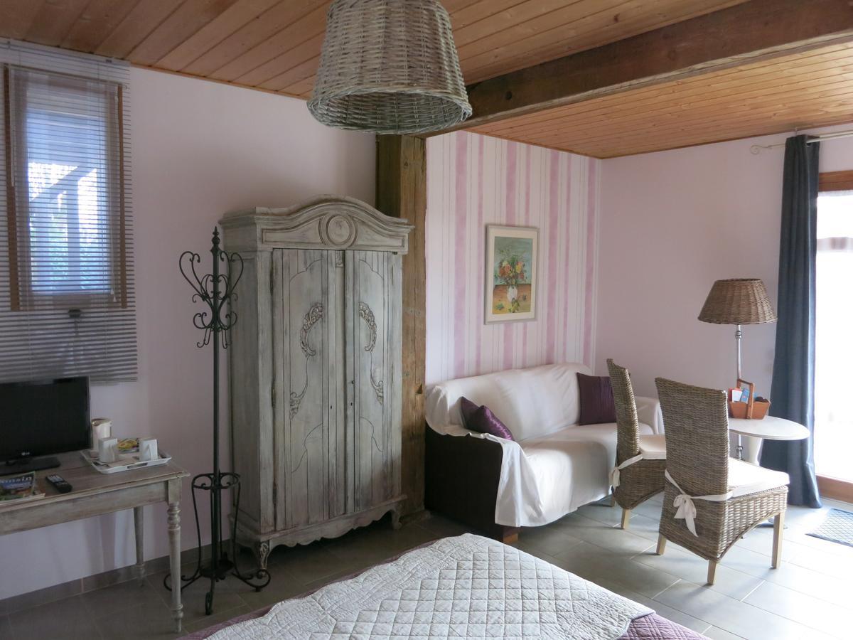 Les Jardins De Lily Hotel แซ็งต์-เลโอนาร์-เดอ-โนบลาต์ ภายนอก รูปภาพ