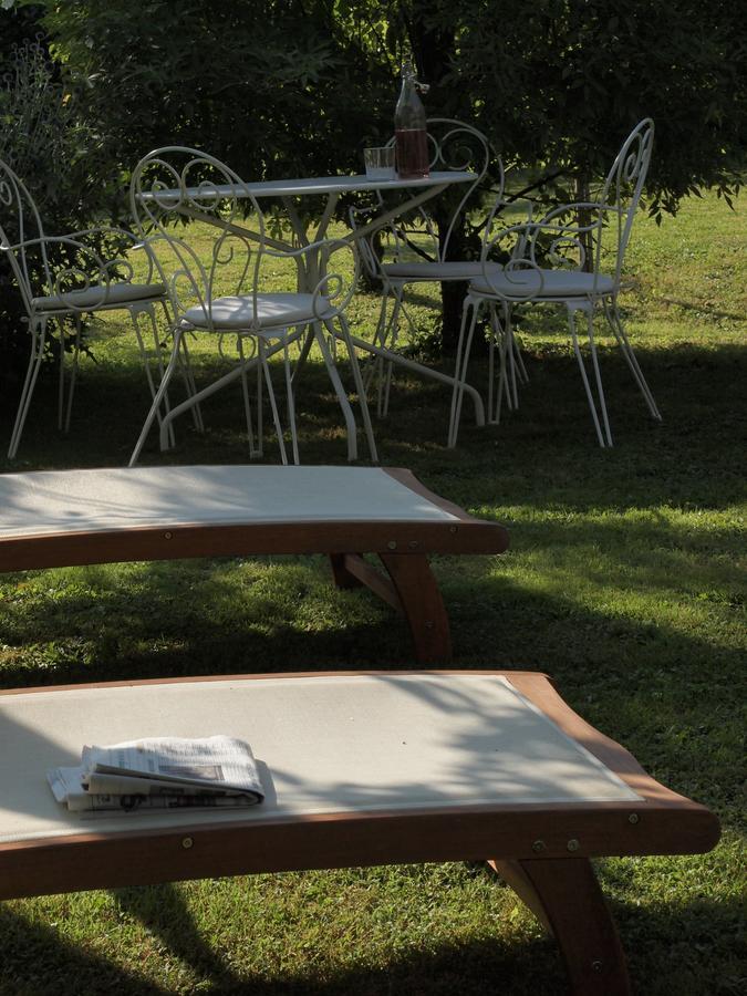 Les Jardins De Lily Hotel แซ็งต์-เลโอนาร์-เดอ-โนบลาต์ ภายนอก รูปภาพ